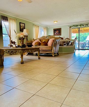 3rd image of 5719 Three Springs Dr