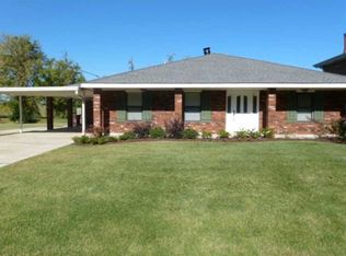 575 W Pine St, Norco, LA 70079