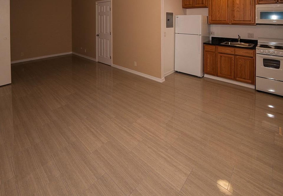 1st image of 525 Lynwood Ave APT F