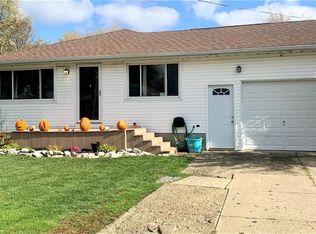 271 Dean Rd, Depew, NY 14043