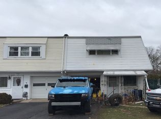 1827 E Cedar St, Allentown, PA 18109
