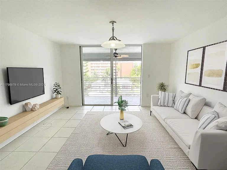 3750 NE 169th Streetapt #G408 — Photo 3