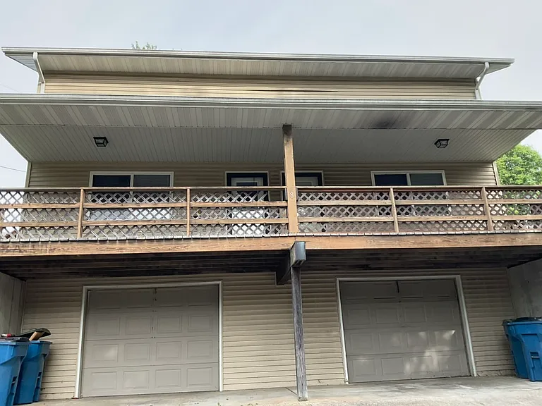 8 Holloway Dr #B — Photo 13