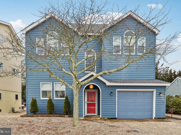 114 N 12th St, Surf City, NJ 08008