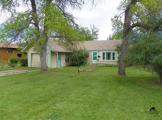 1520 N 5th St, Spearfish, SD 57783