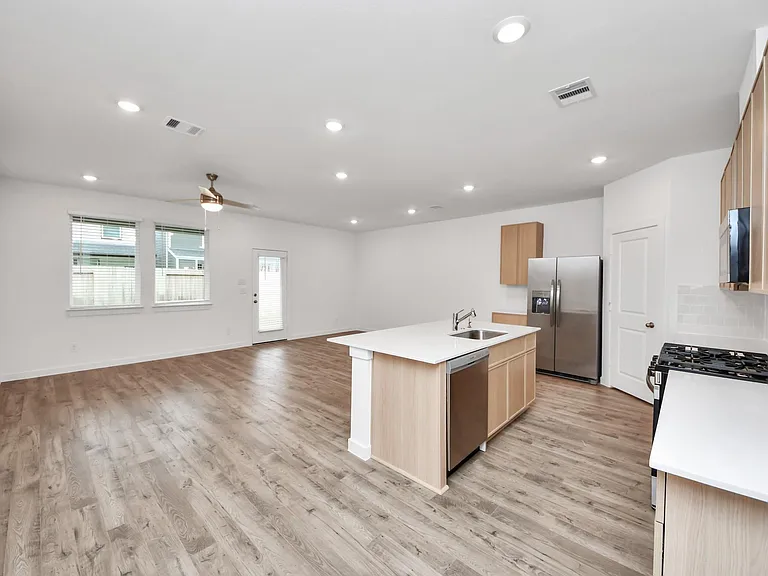 3538 Shearwater St — Photo 8