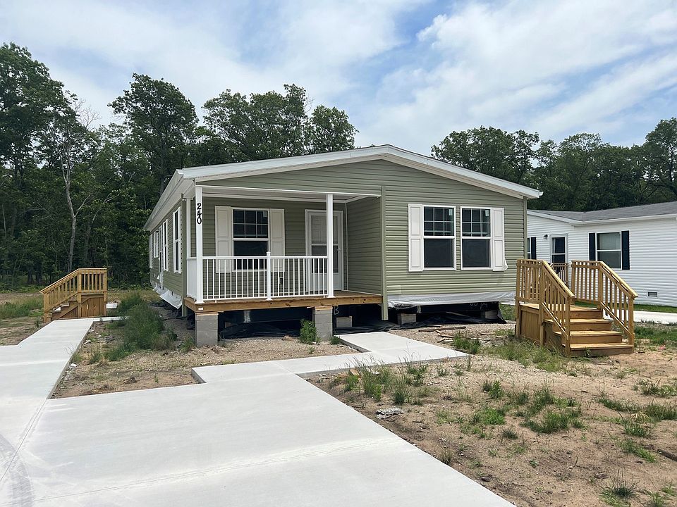 1st image of 516 Courtland Ln #709