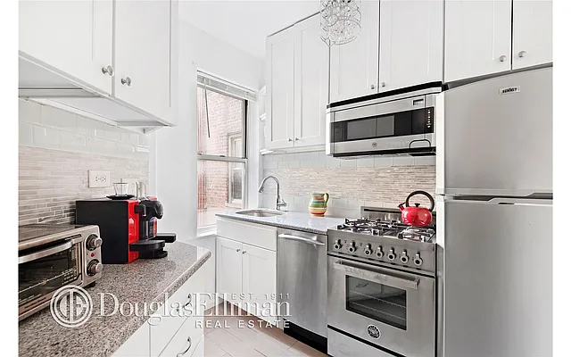 Sold by Douglas Elliman | media 5