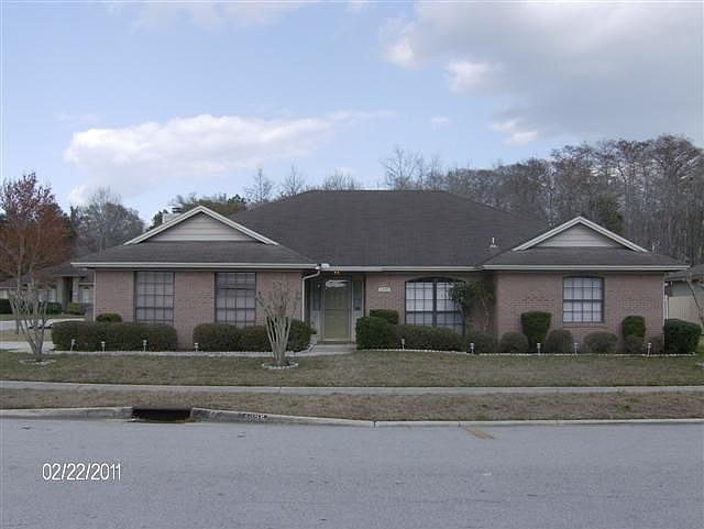 1st image of 1995 Hovington Cir E