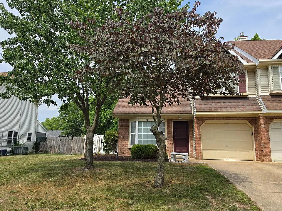 9 Gristmill Dr