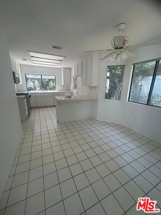 2 bed, 2.0 bath, 1348 sqft, $3,800 — Photo 4