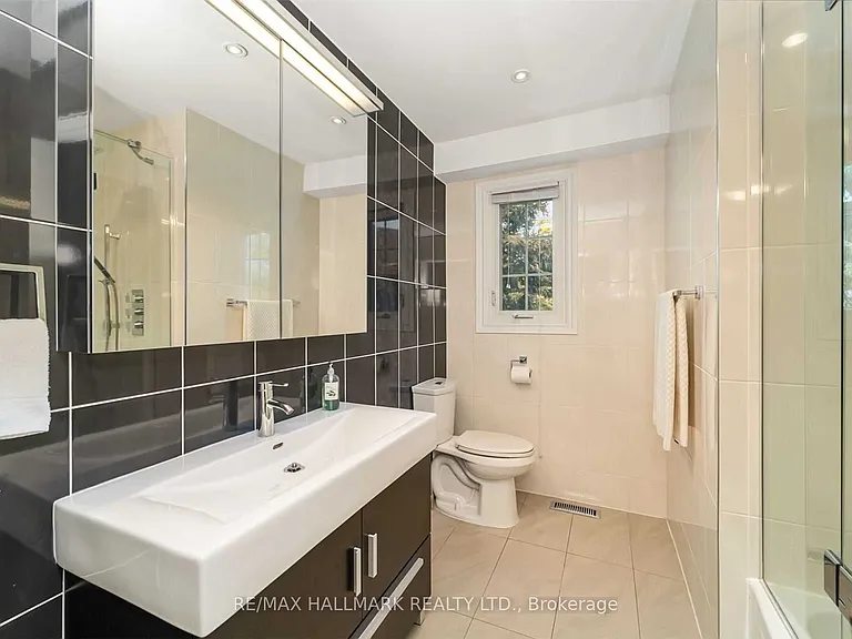 5031 Northern Lights Cir — Photo 19