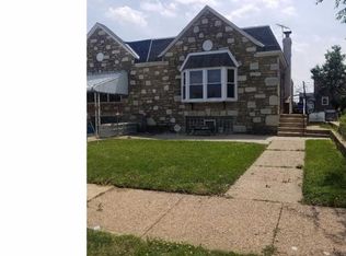 2304 Oakmont St, Philadelphia, PA 19152