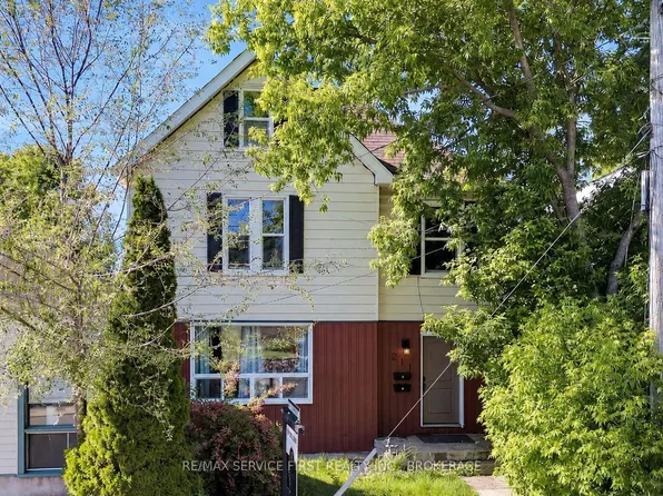 211 Raglan Rd, Kingston, ON K7K 1L5