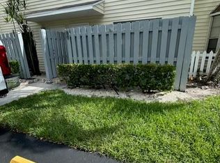 89 SW 3rd St, Pompano Beach, FL 33060