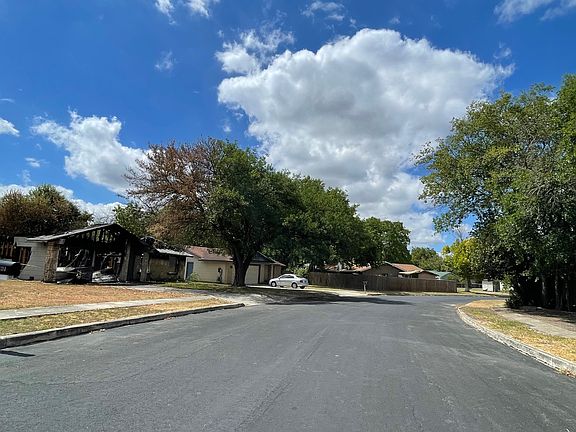 4th image of 8312 Glen Ct