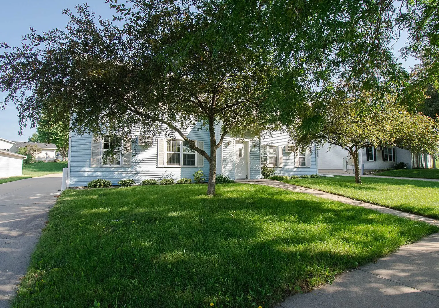 2315 30th Ave NW - Hamilton — Photo 1
