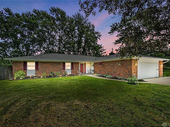 2nd image of 2548 Brown Bark Dr