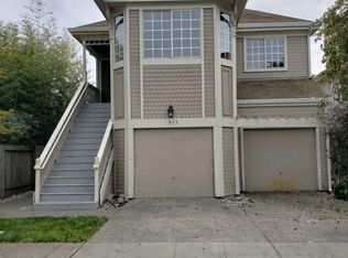 809 15th St #A, Oakland, CA 94607