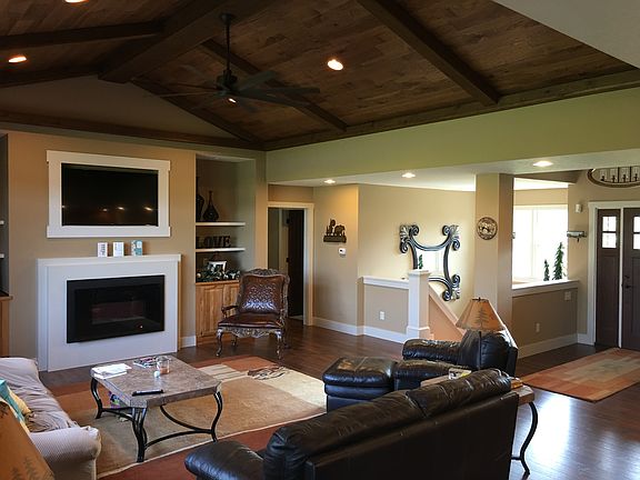 5th image of 59519 Grandview Ct
