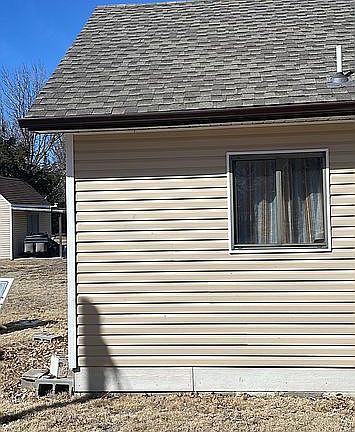 2nd image of 410 Hughes Ave