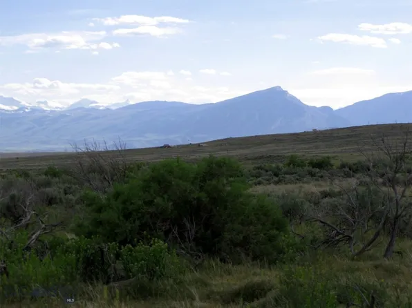 Inland Dr, Powell, WY 82435