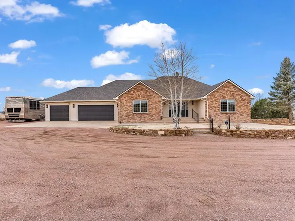504 S Meredith Dr, Pueblo West, CO 81007