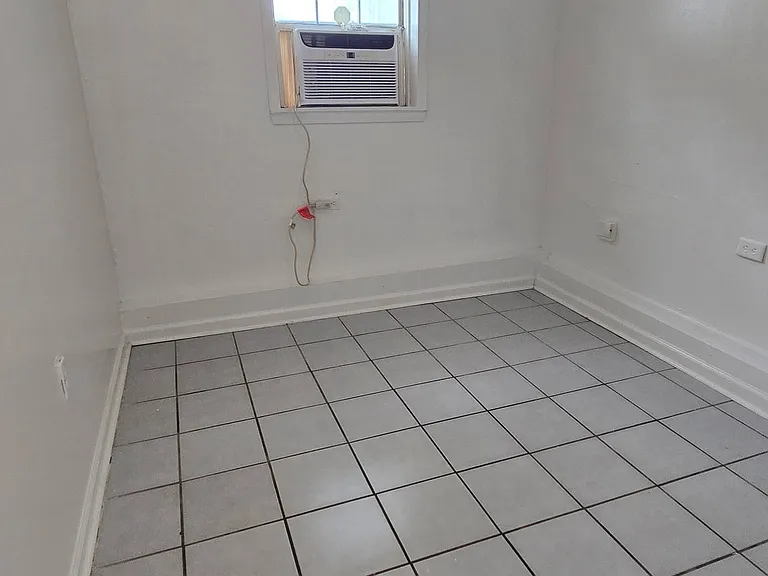 7220 Spruce St #2 — Photo 9