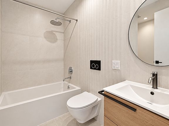 4th image of 135 Moffat St #4F