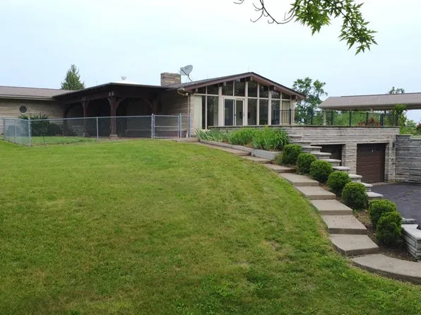 80 Apple Blossom Lane, Triadelphia, WV 26059