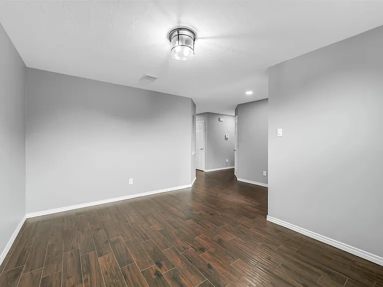 2214 Shady Pine Dr — Photo 10
