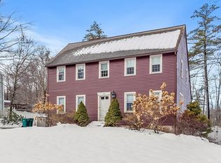 29 Old Deerfield Rd, Fitchburg, MA 01420