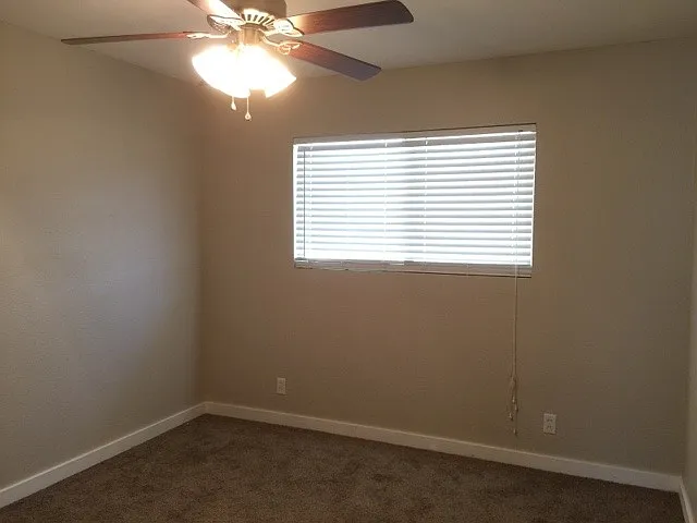 1005 McKinley Ave — Photo 10
