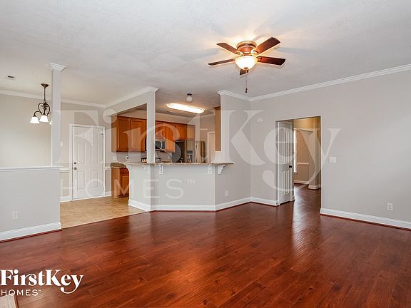 3rd image of 10122 Drew Ct