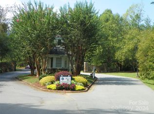 287 Badin View Dr, New London, NC 28127