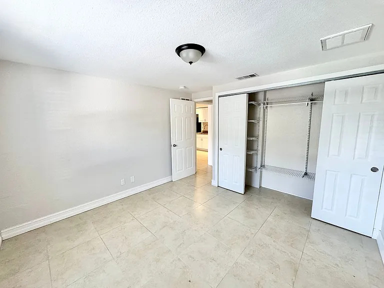 5389 Treetops Dr — Photo 7
