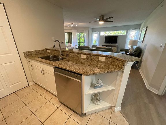 3rd image of 8870 Colonnades Ct W APT 312