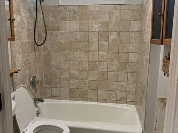 2nd image of 28-30 Everett St #1