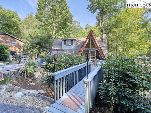 55 Lady Slipper Loop, Newland, NC 28657