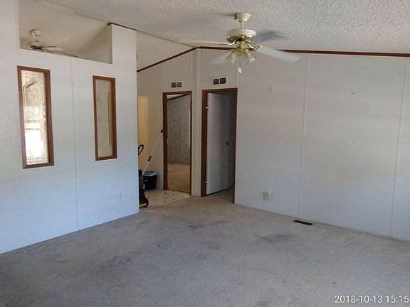 5th image of 709 Santa Barbara Ave