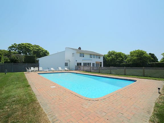 3rd image of 43 Gin Ln