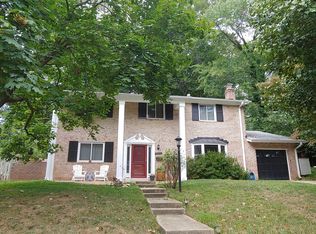 5304 Southampton Dr, Springfield, VA 22151