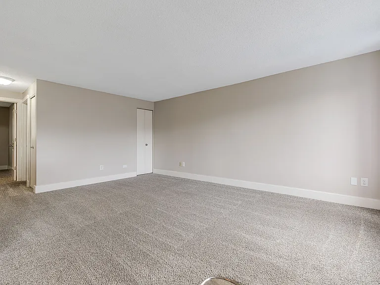 Moreland Place Apartments — Photo 12
