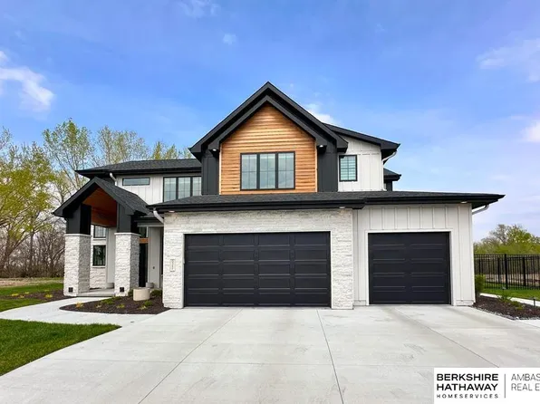 6242 N 295th St, Valley, NE 68064
