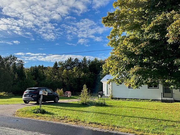 2nd image of 1290 Ridge Rd