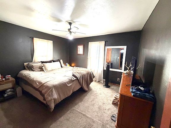 4th image of 123 E Park Ave