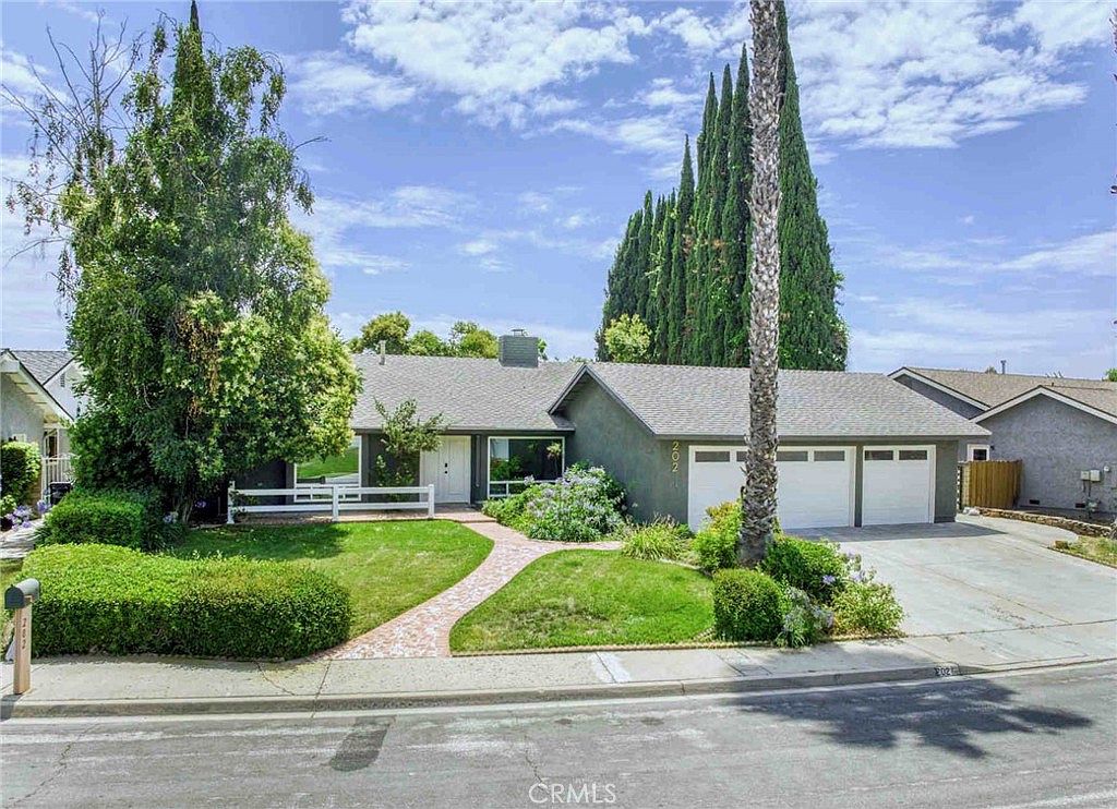 202 Ramble Ridge Dr, Thousand Oaks, CA 91360 MLS SR23147355 Zillow