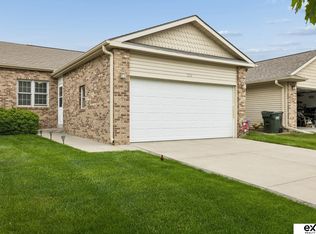 1214 Dublin Rd, Lincoln, NE 68521