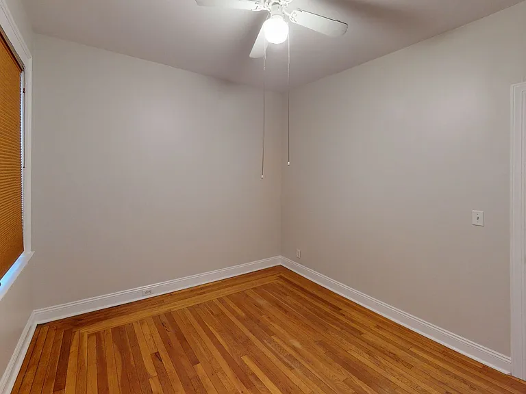 542 Chapel St #4 — Photo 14