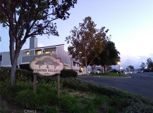 27120 Crossglade Ave UNIT 6, Santa Clarita, CA 91351